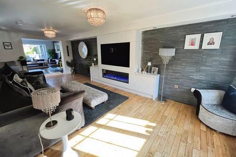 18 Elder Drive, Bolton, BL3 1AT