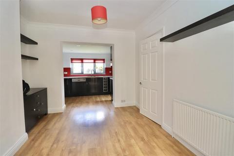 16 Albemarle Close, Brough, HU15 1EH