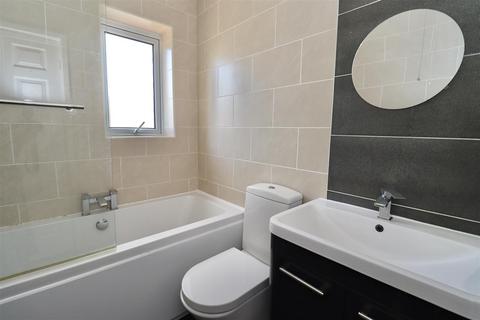 16 Albemarle Close, Brough, HU15 1EH