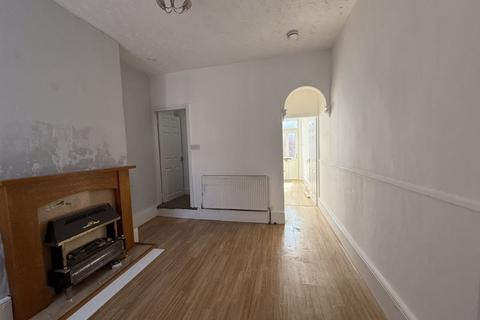 2 bedroom terraced house to rent, Lovatt Street, Stoke on Trent