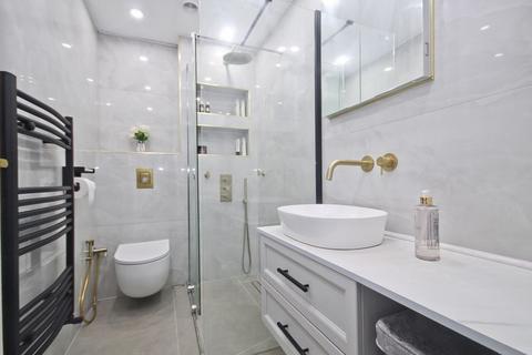 11 Dacre Close, Greenford, UB6 9UQ