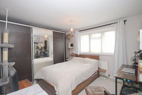 11 Dacre Close, Greenford, UB6 9UQ