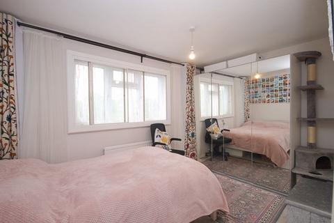 11 Dacre Close, Greenford, UB6 9UQ