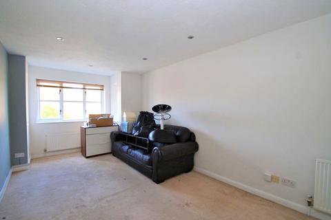 2 bedroom apartment for sale, Lime Close, Harrow