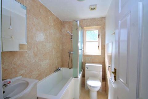2 bedroom apartment for sale, Lime Close, Harrow