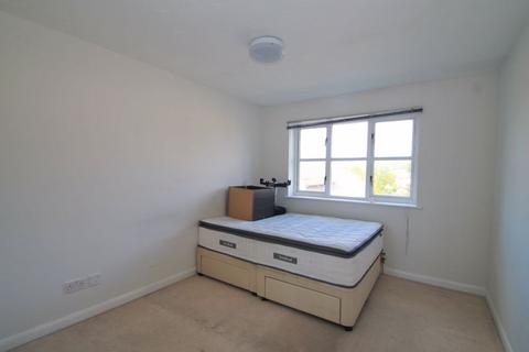 2 bedroom apartment for sale, Lime Close, Harrow