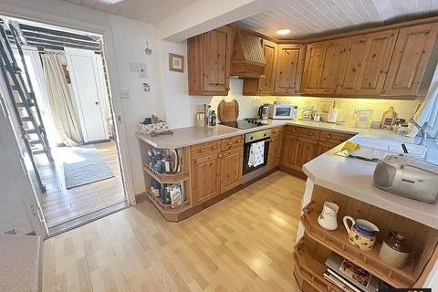 3 bedroom end of terrace house for sale, HIGH STREET, OLD WYKE VILLAGE, WEYMOUTH, DORSET