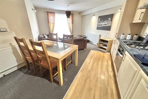 2 bedroom apartment to rent, City Walk, City Road, Chester Green