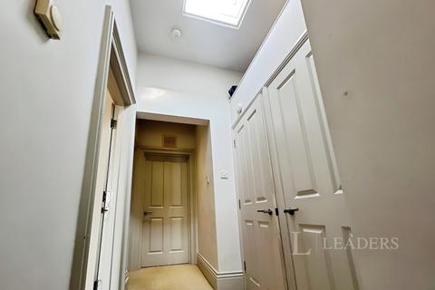 2 bedroom flat to rent, Norton Road, Hove, BN3