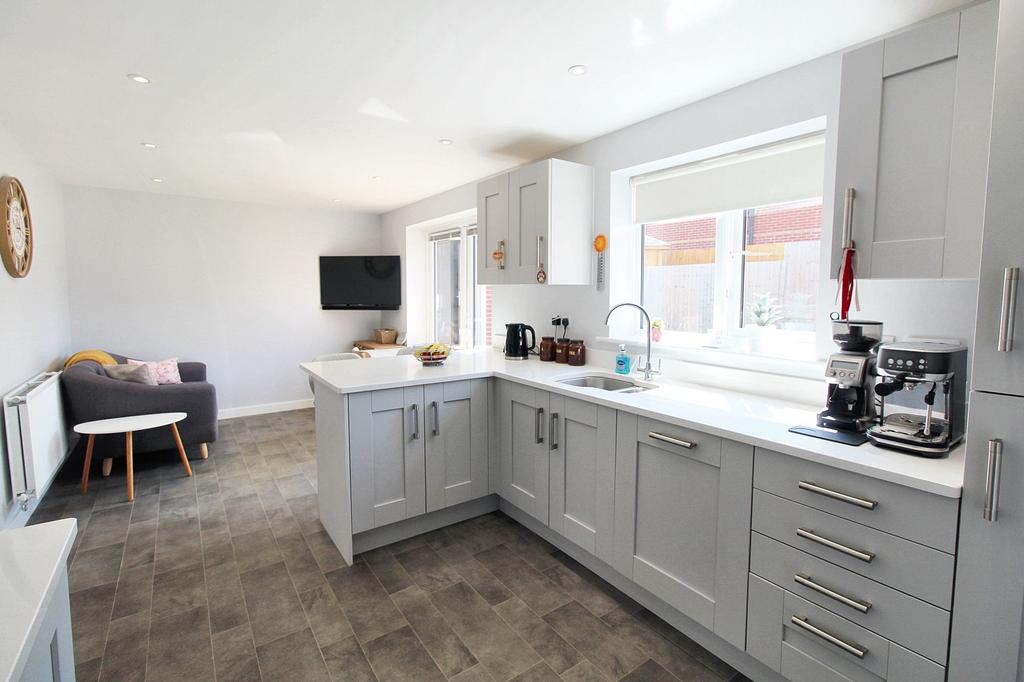 Kitchen/family room
