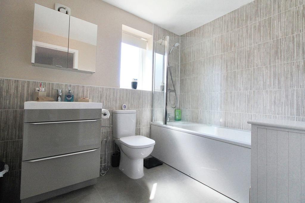 Family bathroom
