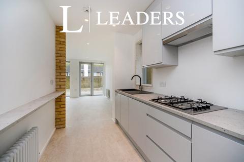 3 bedroom detached house to rent, Valley View Gardens, Woodingdean
