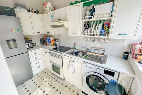 3 bedroom terraced house for sale, Gainsborough Road, Blackpool, FY1 4DZ