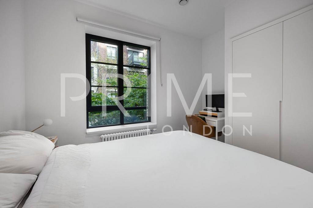 BEDROOM1 B (1).jpg