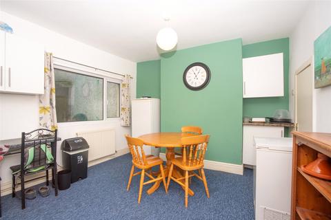 undefined, Caellepa, Bangor, Gwynedd, LL57