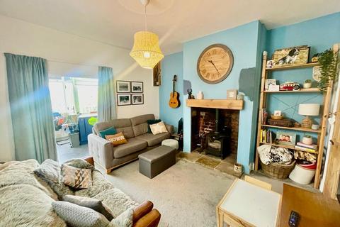 2 bedroom semi-detached house for sale, The Walk, Birdwell, Barnsley, South Yorkshire, S70 5UA
