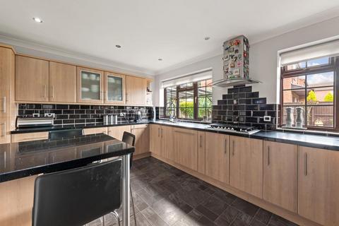 4 bedroom detached house for sale, Knights Close, Leverington, Wisbech, Cambs, PE13 5AH