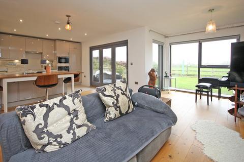 undefined, Ger Y Llan, Llandwrog, Gwynedd, LL54