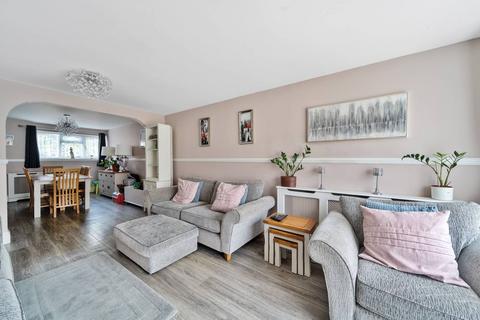 4 bedroom terraced house for sale, Libra Road, Plaistow, London, E13