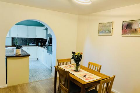 58 Albany Road, Bath, BA2 1BP