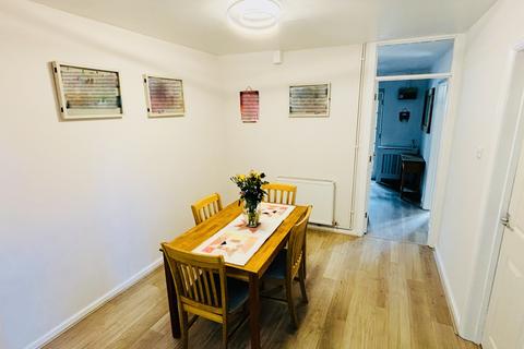 58 Albany Road, Bath, BA2 1BP