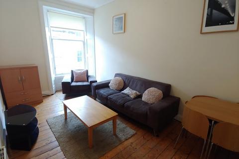 4 bedroom flat to rent, Upper Craigs, Stirling, FK8