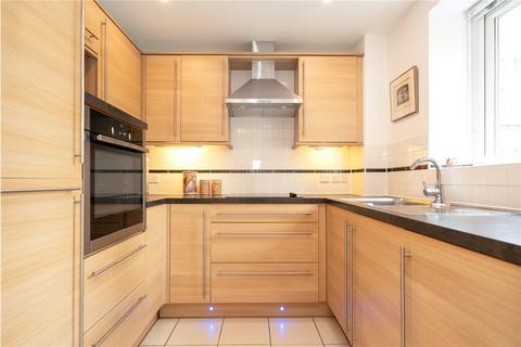 2 bedroom apartment for sale, London NW2