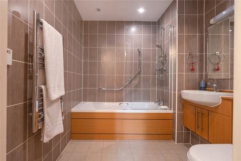 2 bedroom apartment for sale, London NW2
