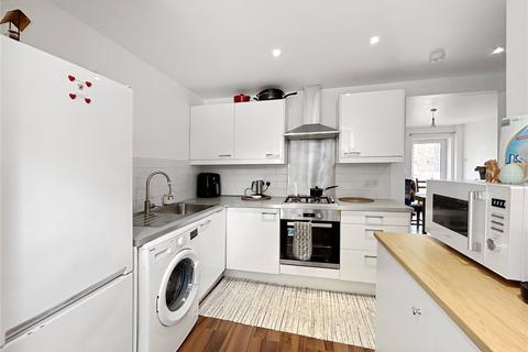2 Mayfield Close, London, SE20 8EJ