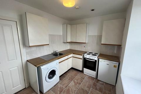 Studio to rent, 105 3/2 Clepington Road, ,