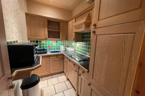 1 bedroom flat to rent, 31 1/R Seymour Street, ,