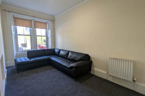 5 bedroom flat to rent, 1 G/1 Rustic Place, 1 Dudhope Street, ,