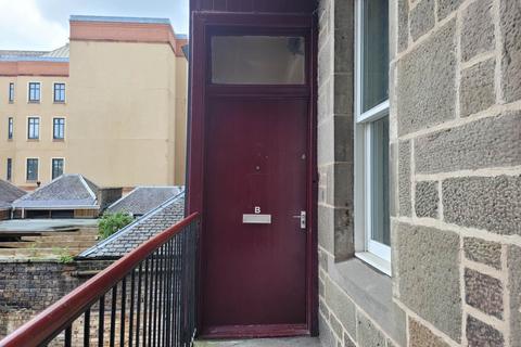 4 bedroom flat to rent, 105A 1/1 Nethergate, ,