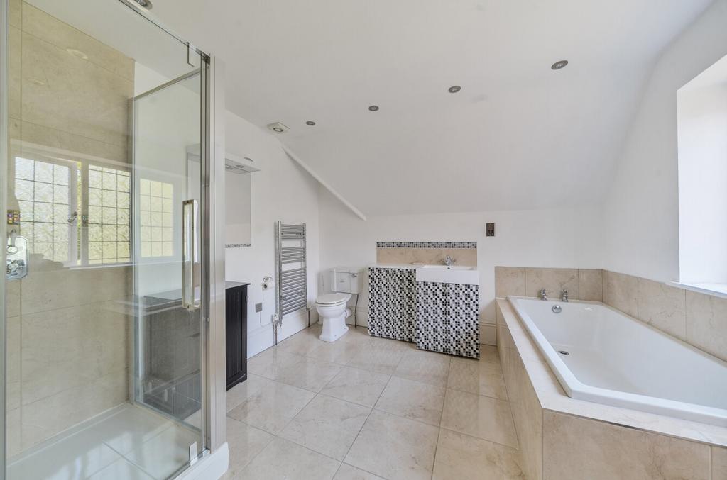 Guest Room Ensuite