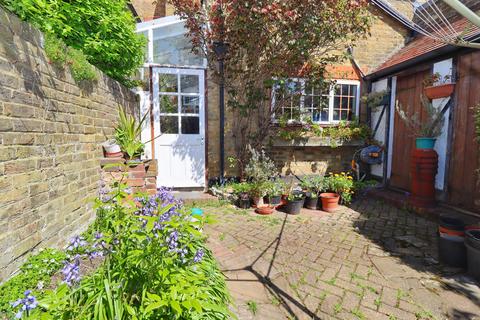 5 bedroom terraced house for sale, Vale Road, Broadstairs