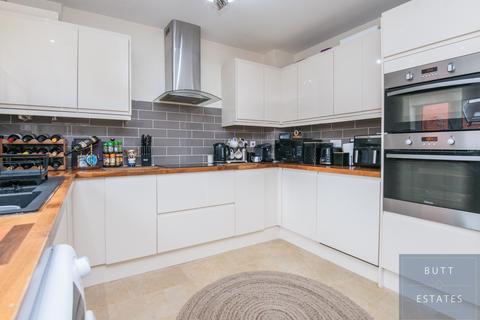 3 bedroom semi-detached house for sale, Exeter EX2