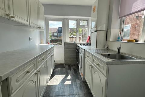 3 bedroom semi-detached house to rent, Leaver Gardens, Western Avenue, Greenford