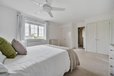16 Strachey Close, Tidmarsh, Reading, RG8 8EP