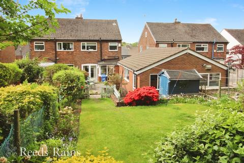 28 Derek Road, Whittle Le Woods, Chorley, PR6 7LZ