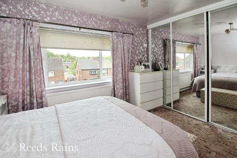 28 Derek Road, Whittle Le Woods, Chorley, PR6 7LZ