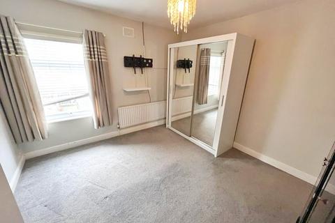 2 bedroom terraced house to rent, Kidsgrove Bank, Stoke-on-Trent ST7