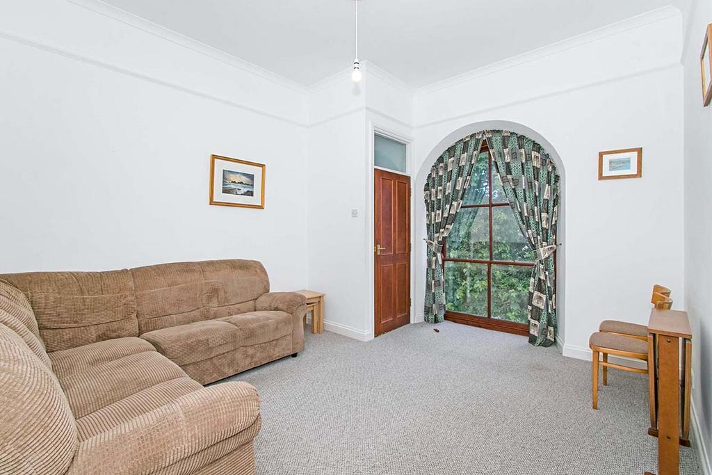 Loung / Dining Room