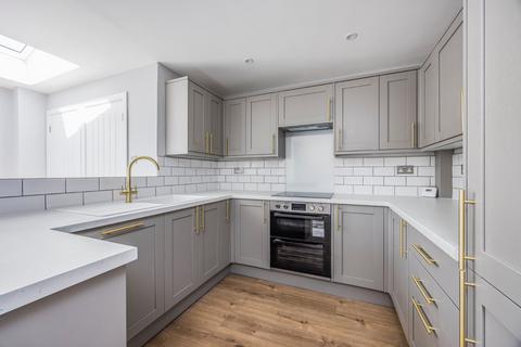 3 bedroom end of terrace house for sale, Stanley Avenue, Hampshire PO3