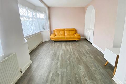 3 bedroom semi-detached house to rent, Unity Road, Leicester LE3