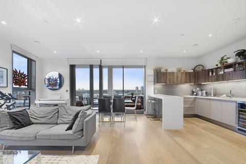 3 bedroom penthouse to rent, Foundry House, SW8