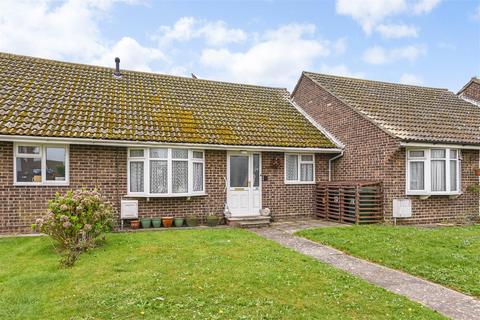 2 bedroom terraced bungalow for sale - Foxwarren Close, West Wittering, West Sussex