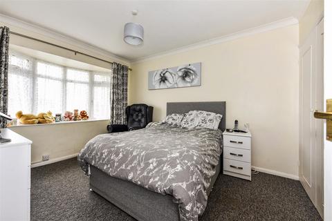 2 bedroom terraced bungalow for sale, Foxwarren Close, West Wittering, West Sussex