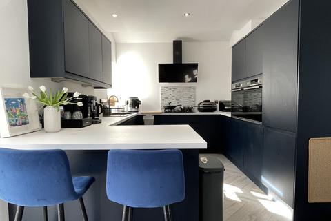 4 bedroom semi-detached house for sale, 132 Dalewood Road Beauchief Sheffield S8 0EF
