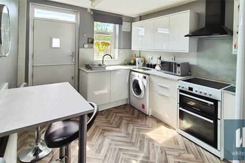 3 bedroom semi-detached house for sale, Wood Green, Castleford, West Yorkshire, WF10