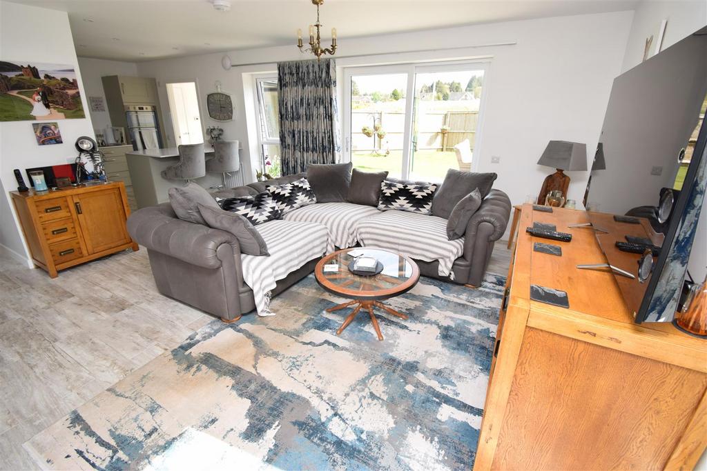 Lounge dining area one .jpg
